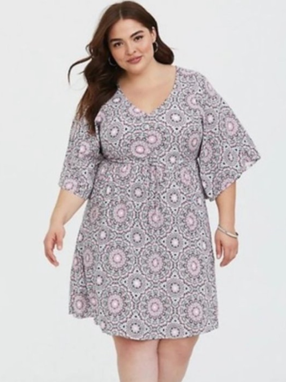 Torrid Brand Women's size 00 NWT Ivory Medallion Challis Strappy Dress